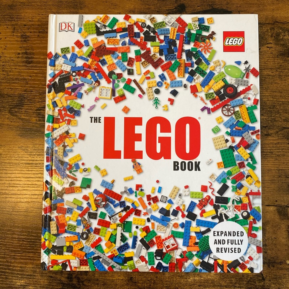 The LEGO Book hardcover NEW